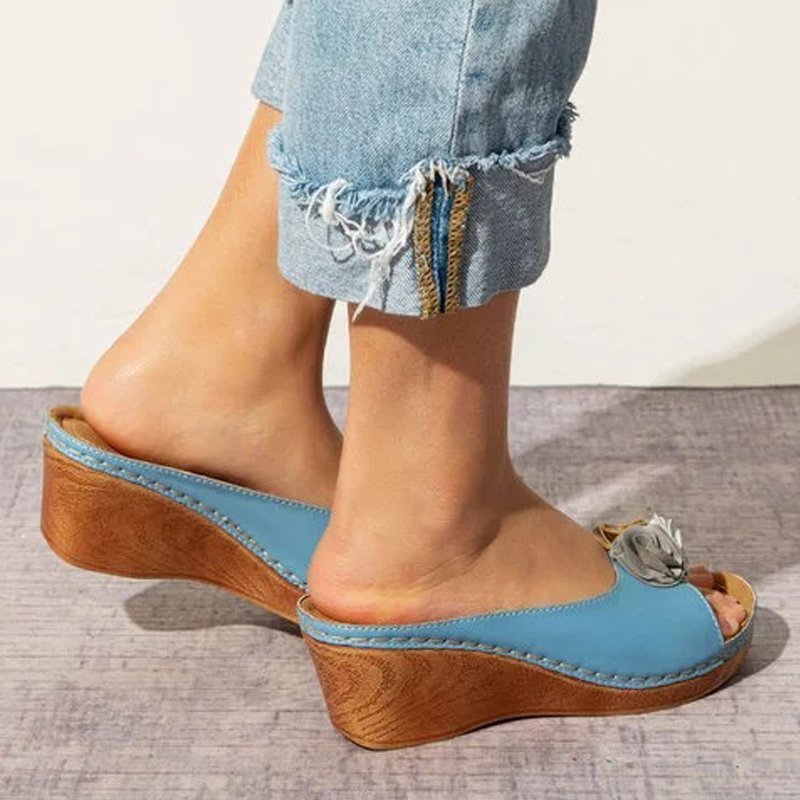 😍Last Day 55% OFF😍-Women's Comfy Leather Solid Flower Strap Wedge Sandals