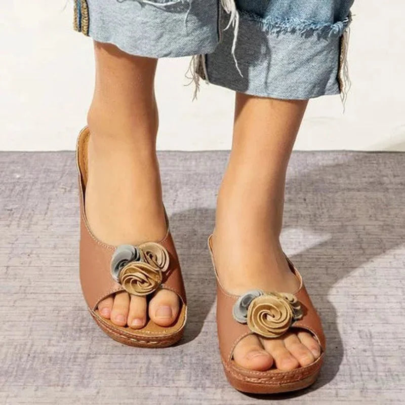 😍Last Day 55% OFF😍-Women's Comfy Leather Solid Flower Strap Wedge Sandals